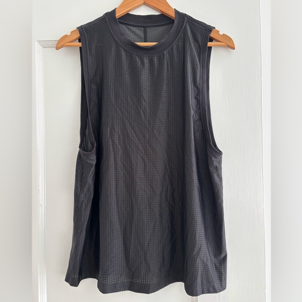 Lululemon silky mesh tank
